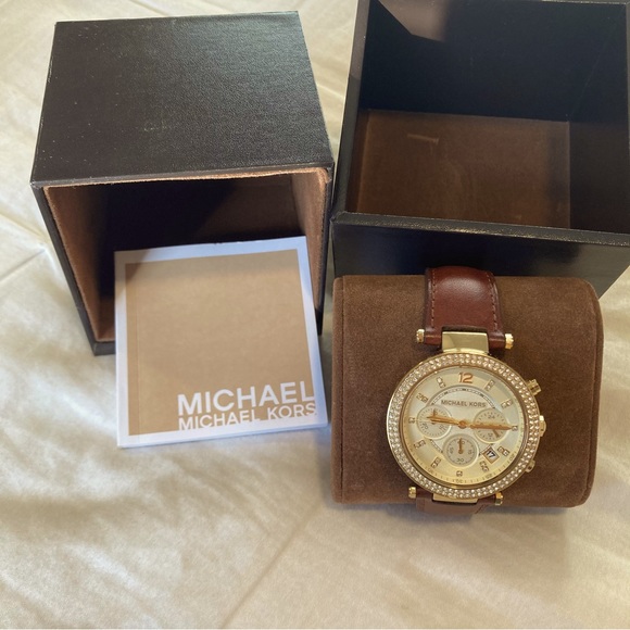NIB - MICHAEL KORS Watch Gold tone, Brown Leather Strap with Crystals - Picture 9 of 9
